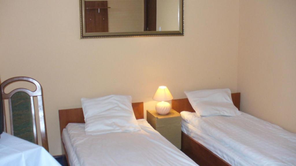 Park Hotel Myslenice ห้อง รูปภาพ